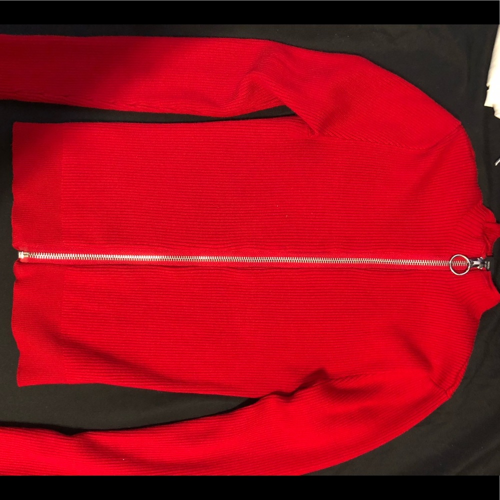 LONG SLEEVES